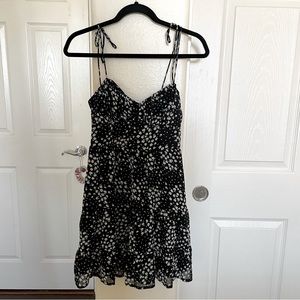 URBAN OUTFITTERS MINI DRESS